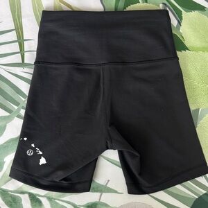 lululemon athletica Black Bike Shorts Hawaii Exclusive
